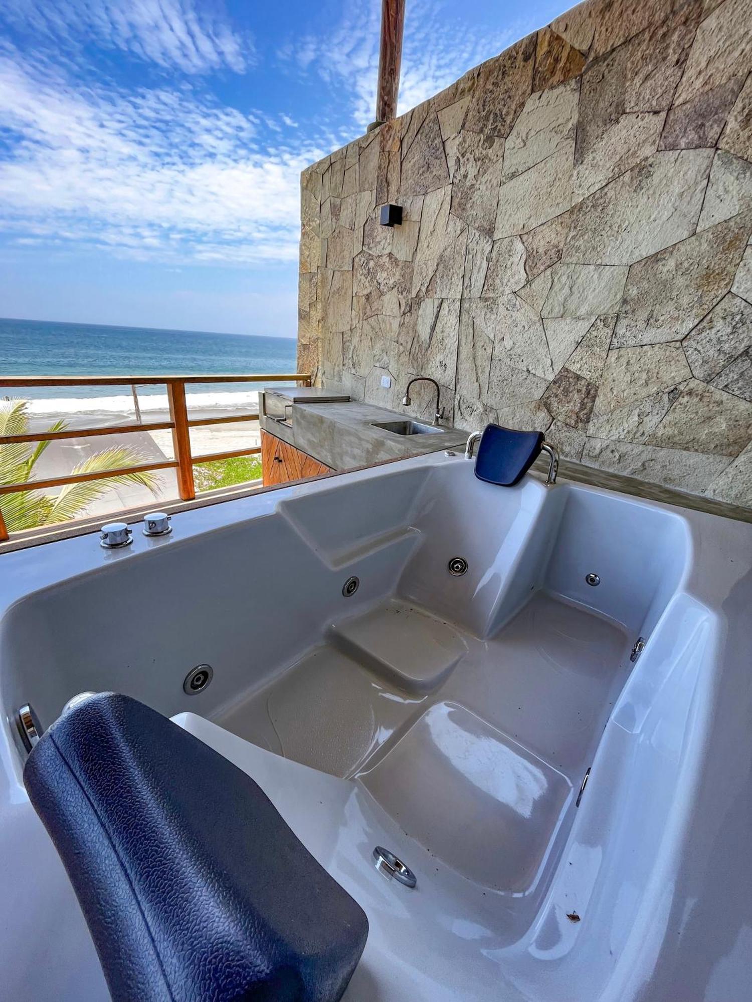 Diem Vichayito Beachfront Eco-Luxury Extérieur photo