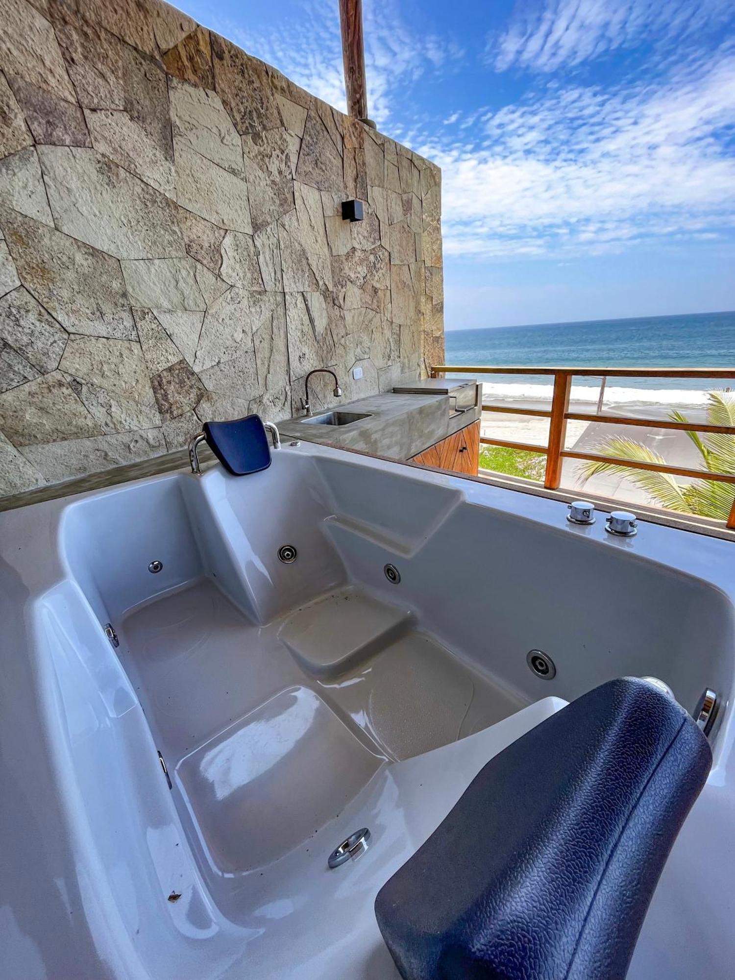 Diem Vichayito Beachfront Eco-Luxury Extérieur photo